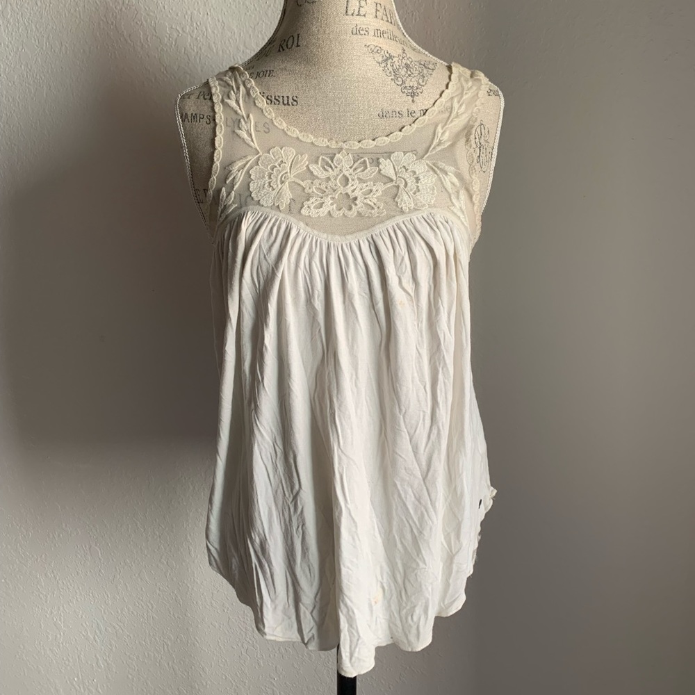 Women’s American Eagle shirt